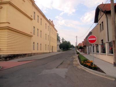 situace u školy